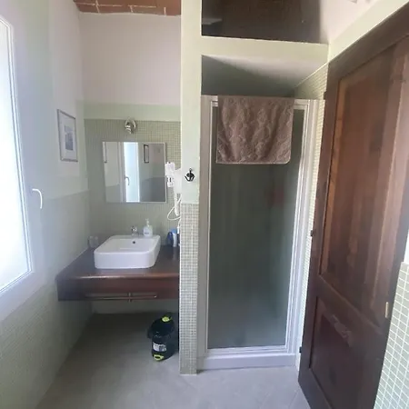 Bed&wine בית הארחה *