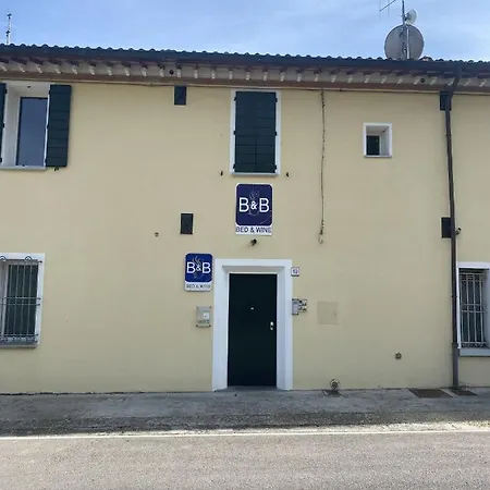 Bed&wine Penzion Brisighella